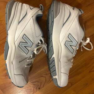 Womens New Balance 608
